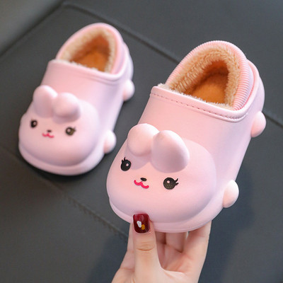 Uue mudeli lastemaja sussid poistele ja tüdrukutele