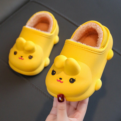 Uue mudeli lastemaja sussid poistele ja tüdrukutele