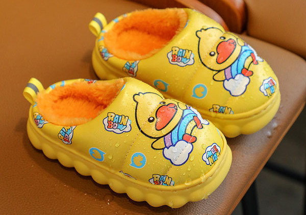 Papuci și papuci de casă impermeabili cu aplicare de rață pentru băieți