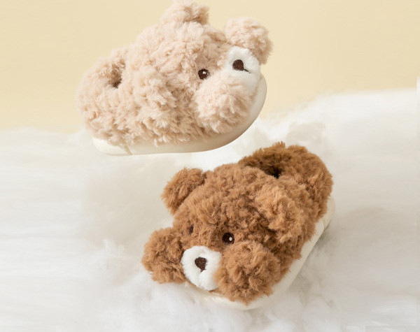 Model nou de papuci de puf pentru copii pentru baieti