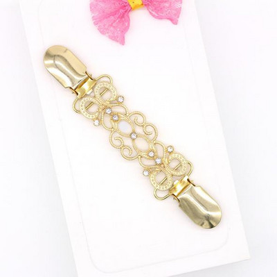 Κλιπ καρφίτσας από στρας με κούφιο σχέδιο για πουλόβερ Σάλι Keeper Γιακά θήκη πόρπης Garters Αξεσουάρ ενδυμάτων Κοσμήματα