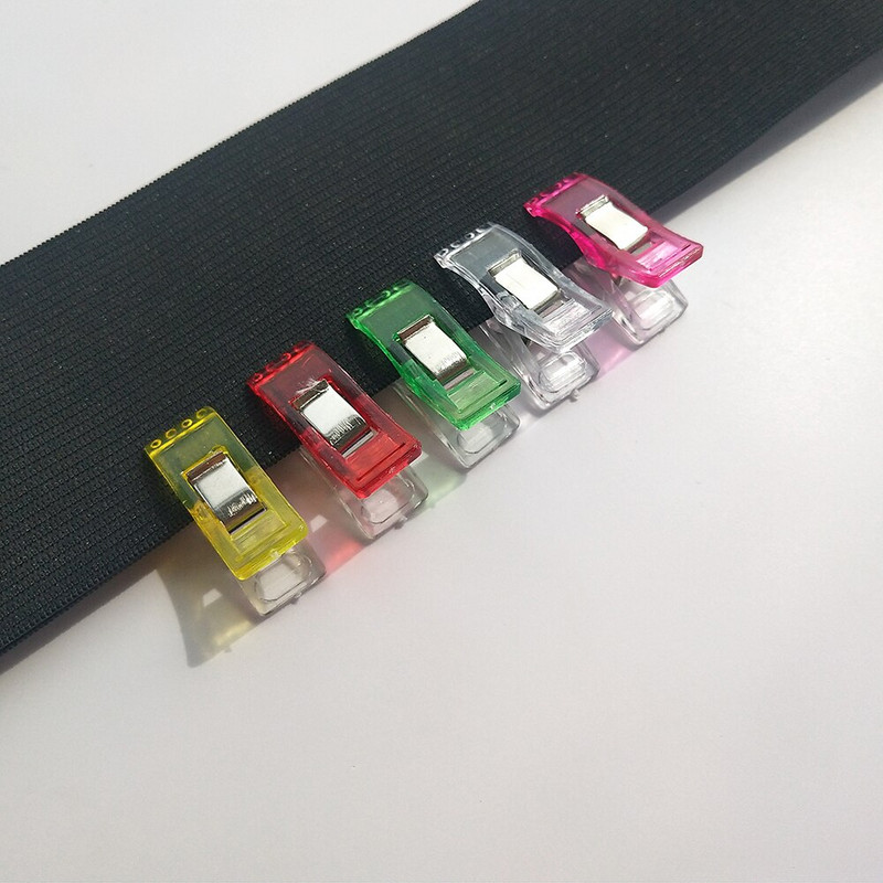 20 ks plastových šijacích sponiek, náhodné miešanie farieb, svorky na látky, remeselné spony, držiak sponiek na prešívanie, držiak sponiek na oblečenie, DIY šijacie príslušenstvo