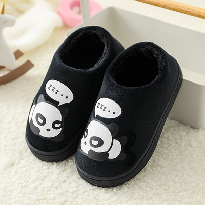 Kućne papuče s vezom i ravnim potplatom