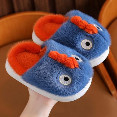 Naujo modelio vaikiškos šlepetės su 3D elementu berniukams ir mergaitėms