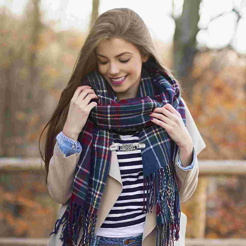 Sponky na sveter, sponky na kardigan, retiazkový šál, šaty, dámske golier, brošňa, špendlíky, cinch, košeľa, šatka, vintage oblečenie, šaty, retro