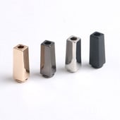 21 mm lievikovitý zámok v tvare tyčinky, zarážka šnúrky, rôzne druhy spony na pracku, konce lana, veko, sťahovacia šnúrka, prepínanie oblečenia, šnúrky do topánok, príslušenstvo.