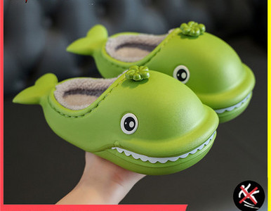 Uut mudelit sulevoodriga laste sussid