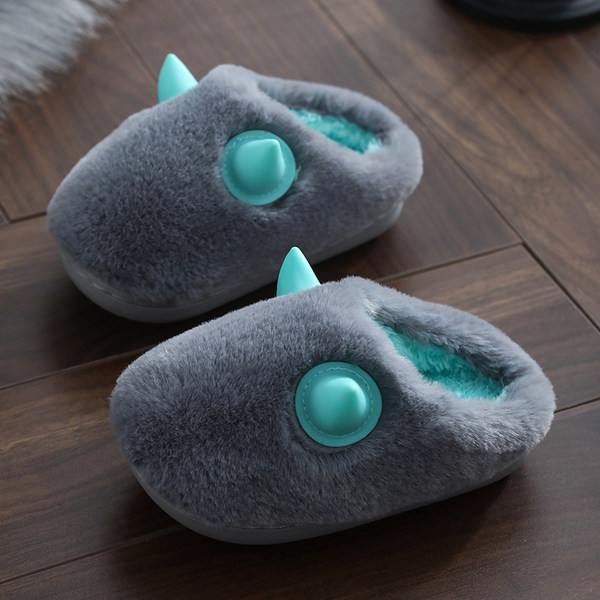 Detské páperové papuče s 3D prvkom pre chlapcov alebo dievčatá