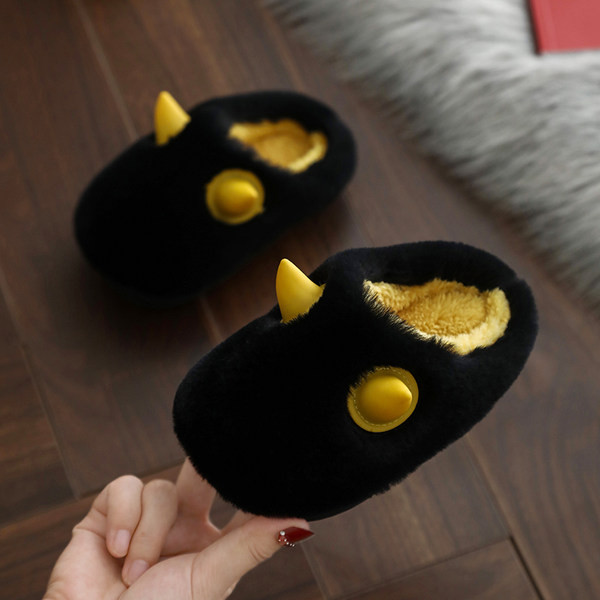 Detské páperové papuče s 3D prvkom pre chlapcov alebo dievčatá