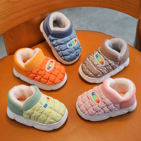 Detské protišmykové topánky s podšívkou