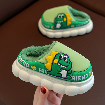 Vaikiškos šlepetės su siuvinėjimais berniukams