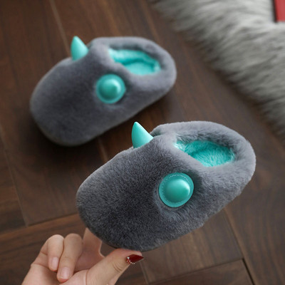 Teplé papuče pre chlapcov s plochou podrážkou