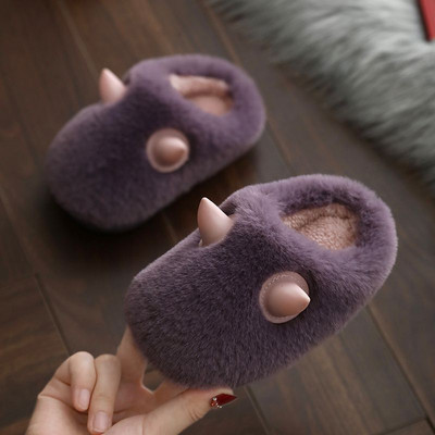 Teplé papuče pre chlapcov s plochou podrážkou