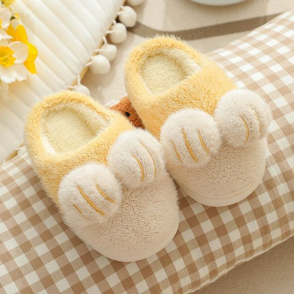 Kućne papuče za dječake s ravnim potplatom