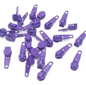 50 ks kovových zipsov na nylonový zips 3#, viacfarebný nylonový zips 3#, súpravy na šitie pre domácich majstrov, súpravy na zipsy