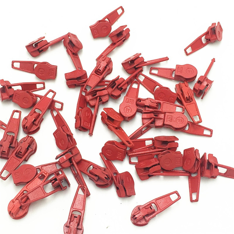 50 ks kovových zipsov na nylonový zips 3#, viacfarebný nylonový zips 3#, súpravy na šitie pre domácich majstrov, súpravy na zipsy