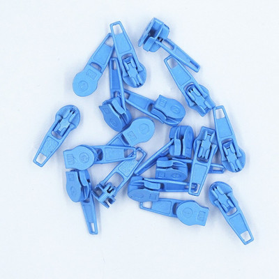 3# 20 farieb 20 ks nylonových cievok s automatickým zámkom na zips, šijací nástroj pre domácich majstrov