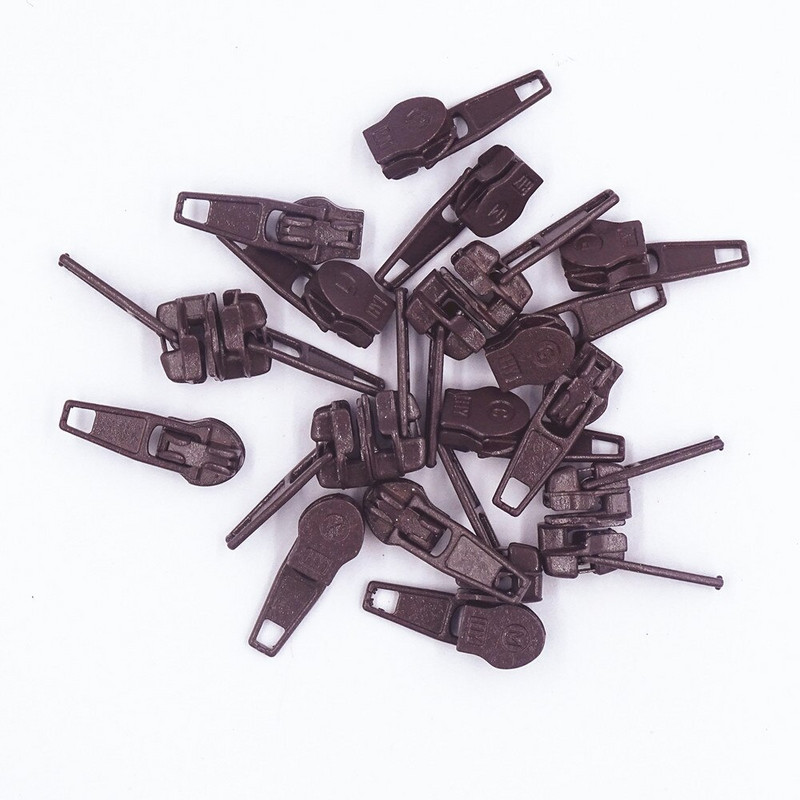 3# 20 farieb 20 ks nylonových cievok s automatickým zámkom na zips, šijací nástroj pre domácich majstrov