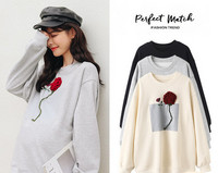 Dámska ležérna blúzka s oválnym výstrihom - tri farby pre tehotné ženy