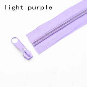 5# Farebný nylonový zips DIY Ručne vyrobená taška Moskytiéra Poťah na pohovku Vankúš zips 20 metrov zips darček 20 ks sťahovák zipsu