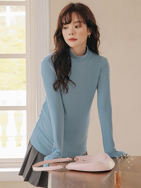 Bluza casual pentru gravide cu broderie