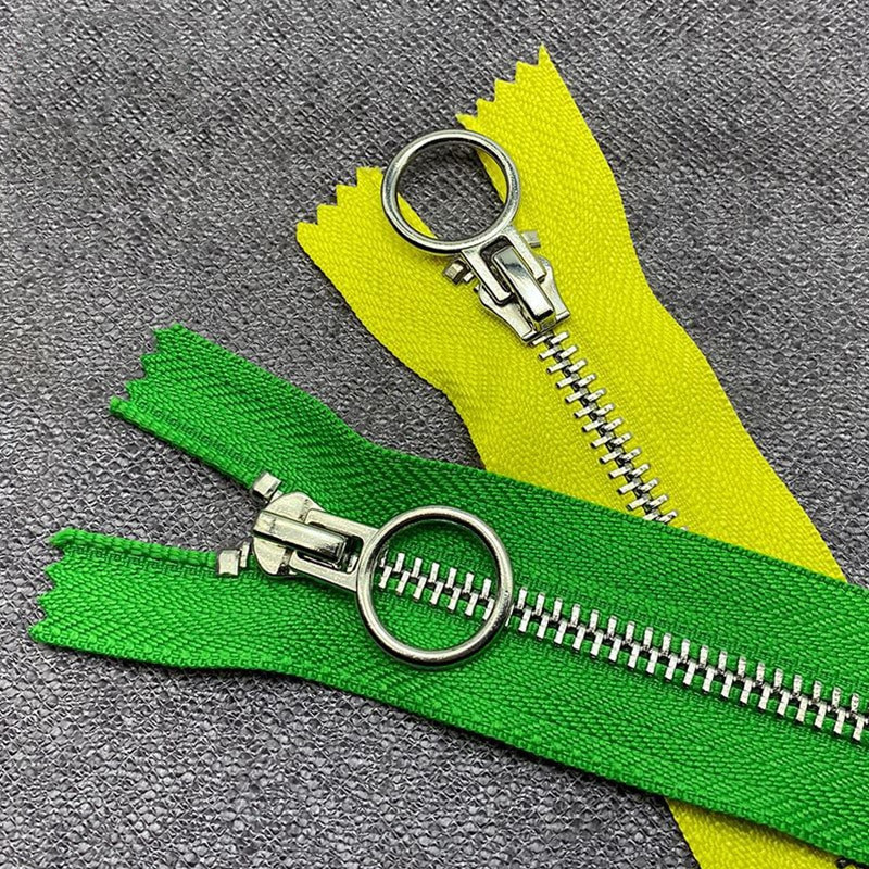 1 ks 20 cm 5# Jednoduchý posuvník Zips s otvoreným koncom a O-krúžkovou hlavou s automatickým uzamykaním Kovové zipsy na páperovú bundu, kabát, tašku, šijacie príslušenstvo pre domácich majstrov