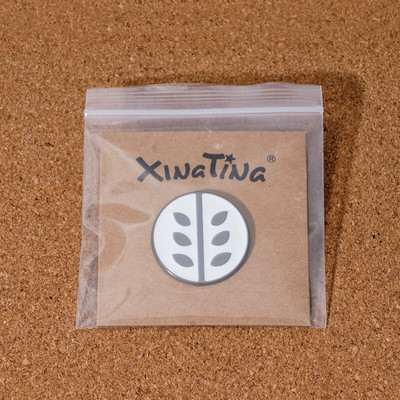 C1861 Hollow Knight emailiga nööpnõelad Metallist pross Mäng Ehted Multikas märk naistele Meeste reväärinõel seljakott Kotid Märk Lastele Anime