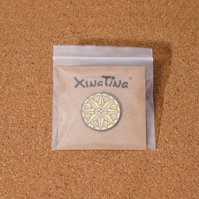 C1861 Hollow Knight emailiga nööpnõelad Metallist pross Mäng Ehted Multikas märk naistele Meeste reväärinõel seljakott Kotid Märk Lastele Anime