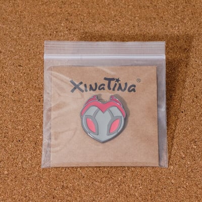 C1861 Hollow Knight emailiga nööpnõelad Metallist pross Mäng Ehted Multikas märk naistele Meeste reväärinõel seljakott Kotid Märk Lastele Anime