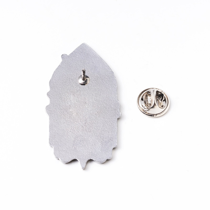 C1861 Hollow Knight emailiga nööpnõelad Metallist pross Mäng Ehted Multikas märk naistele Meeste reväärinõel seljakott Kotid Märk Lastele Anime