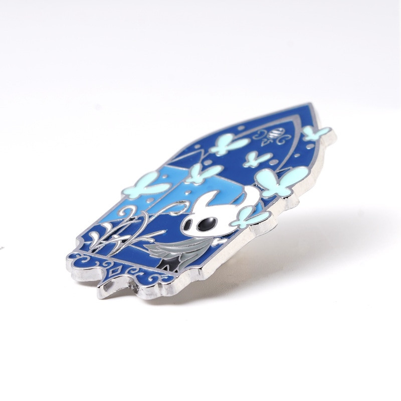 C1861 Hollow Knight emailiga nööpnõelad Metallist pross Mäng Ehted Multikas märk naistele Meeste reväärinõel seljakott Kotid Märk Lastele Anime