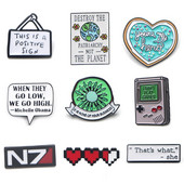 Homegaga lahedad emailitud prossid Multikad reväärinõel Lipsunõelad Metallist märk Ehted Kingitused Seljakott Jope Riietus Aksessuaarid D2793