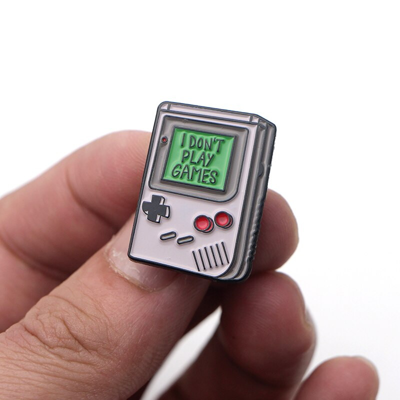 Homegaga lahedad emailitud prossid Multikad reväärinõel Lipsunõelad Metallist märk Ehted Kingitused Seljakott Jope Riietus Aksessuaarid D2793