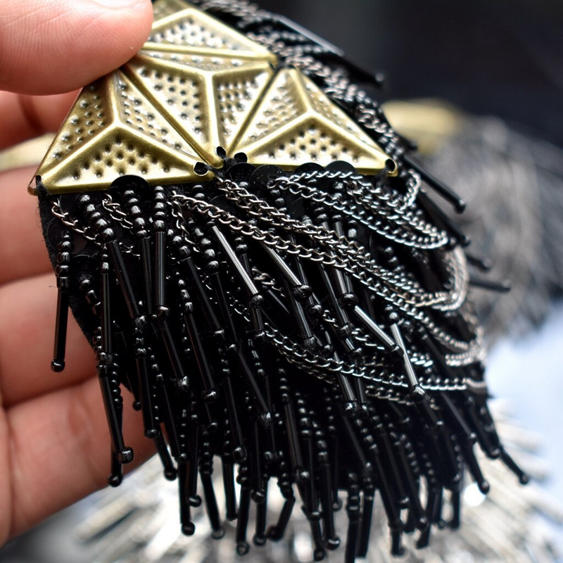 2 vnt., Senovinis kutas Grandininė pečių lenta Ženkliukai Karoliukai Audinys Metalinis Epaulet Epaulette Karinis segtukas ant sagės medalis