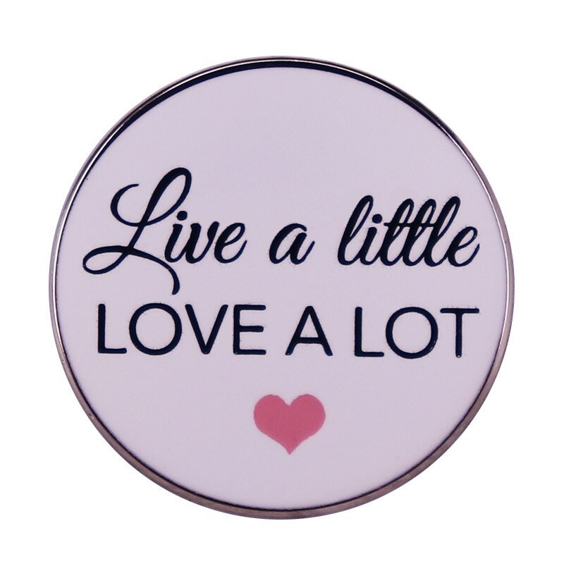 C3272 Life Quotes emailiga nööpnõelad Smile to World Inspireerivad pross rinnanõelad Märgid Inspireeritud ehted naistele meestele kingitused