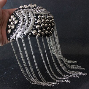 2Pcs Personality Stage noćni klub domaćin banketa nakit na ramenu epolete Retro mali western sklopljeni broš s resicama