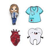 Grey's Anatomy Цинкова сплав Игли за вратовръзка Доктор Медицинска сестра Значки Пара Риза Чанта Шапка за дрехи Раница Обувки Брошки Медал Декорация E0305