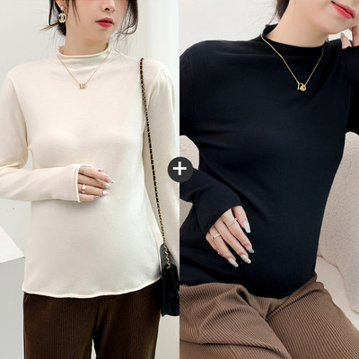 Čistá dámska blúzka s dlhým rukávom