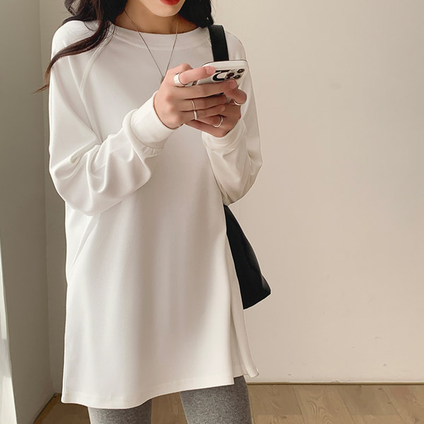 Nový model dámskej blúzky s oválnym výstrihom pre tehotné ženy