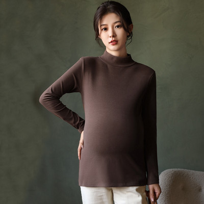 Kõrge kraega pluus rasedatele