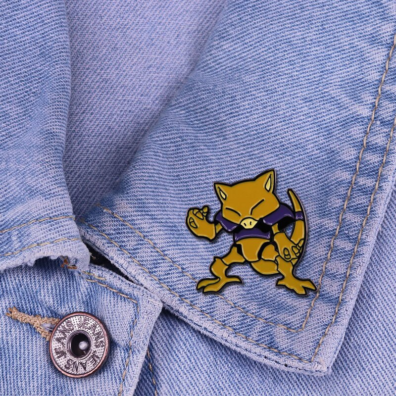 C3288 Classic Anime Elfi emailiga nööpnõel Dekoratiivsed prossid riietel, reväärinõelad seljakoti jaoks Märgid Ehted Aksessuaarid Kingitused