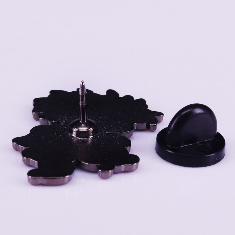 C2583 Kreslené smaltované brošne s motívom 90. rokov, dámske kolekcie, brošne do klopy, batohy, aktovky, odznaky, šperky, doplnky.