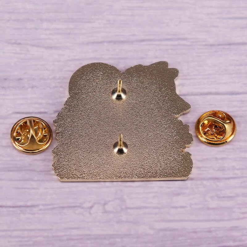 C3062 Anime japonez lup ploaie Ace emailate Ace pentru rever pentru rucsacuri Broșe pentru îmbrăcăminte Insigne pe pălării Genți decorative
