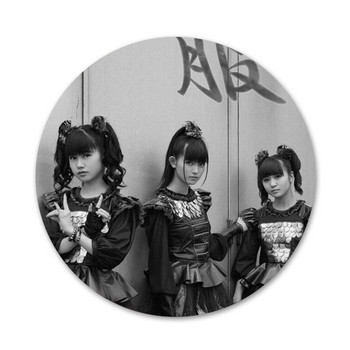 58 mm Babymetal Japanese girl idol metal band Икони Игли Декорация на значки Брошки Метални значки за дрехи Декорация на раница
