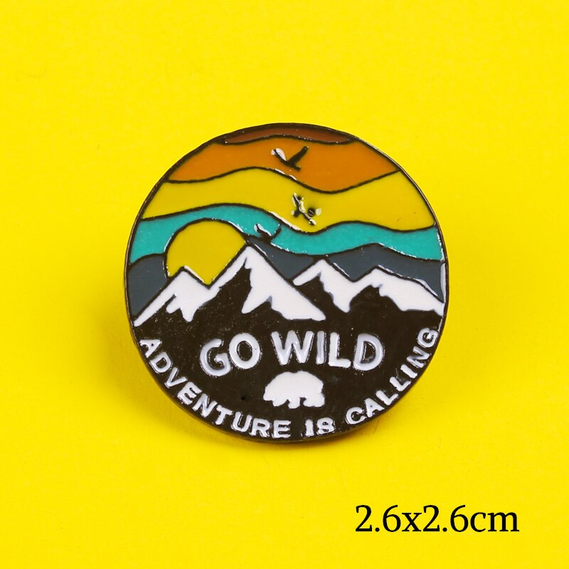 Horské dobrodružstvo Odznaky na batoh Špendlíky na oblečenie Divoká turistika Cestovné brošne Prírodný cestovný odznak Kovová dekorácia na džínsy