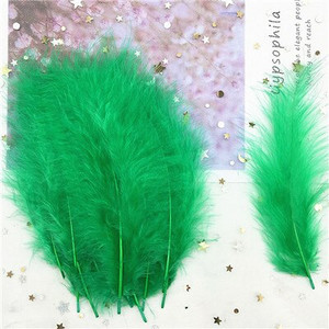 Pene naturale de curcan Pene 4-6 inch10-15cm Pene de marabu de pui multicolore DIY Artizanat Bijuterii de nunta Decorare 50 buc