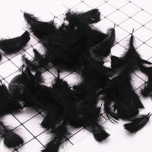 100 buc 4-8 cm plutitoare mici, colorate, pene de lebădă, pene naturale de gâscă, pentru artizanat, bijuterii de nuntă, pentru decorarea casei, penne