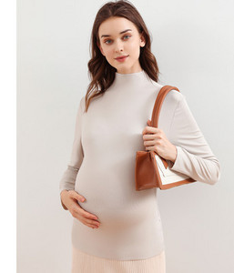 Ühevärviline naiste polo kaelusega pluus