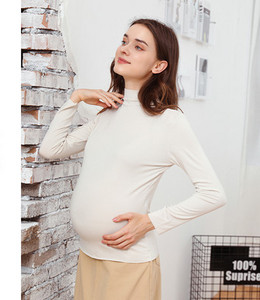 Ühevärviline naiste polo kaelusega pluus