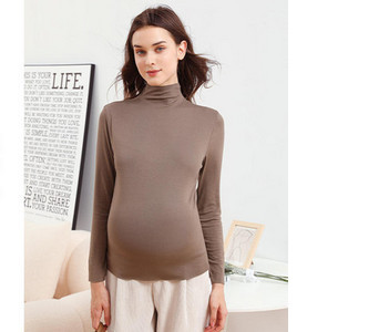 Ühevärviline naiste polo kaelusega pluus